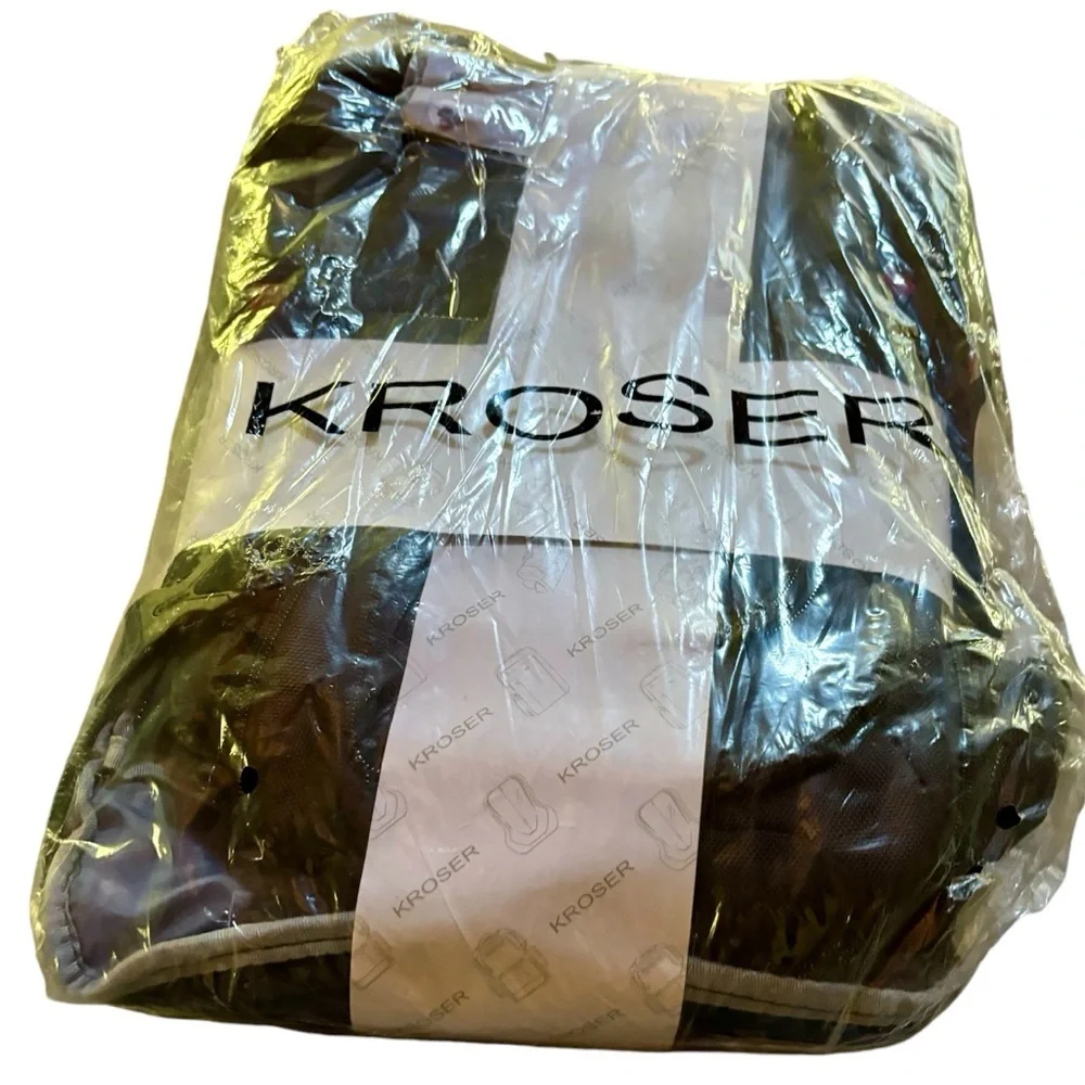 🔥Kroser Travel Laptop Backpack 17.3”🔥 NIP - UNISEX